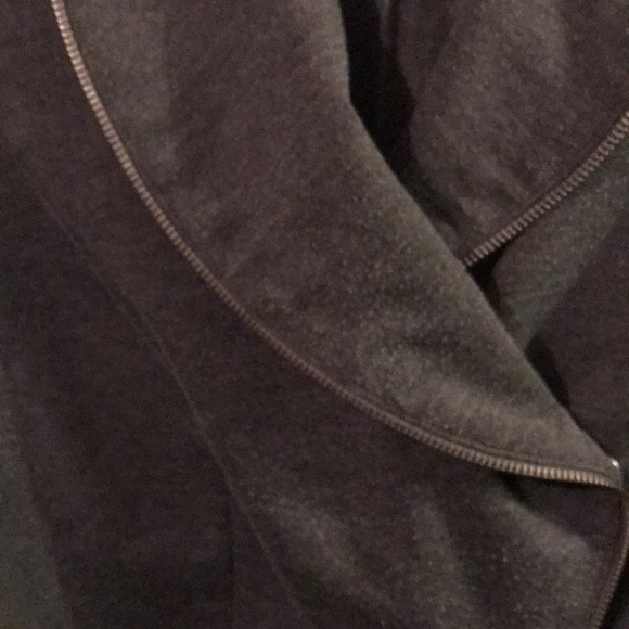 Short cute blazer - Picture 3 of 3